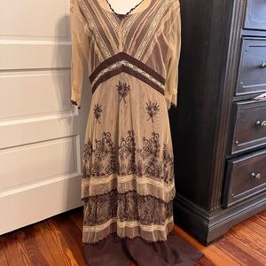 Nataya Womens Medium Beige Embroidered Mesh Lace Titanic
Sheer Embroidered Dress